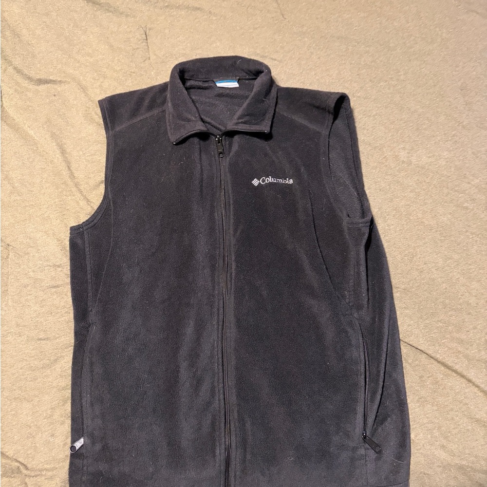 Columbia Black Fleece Vest